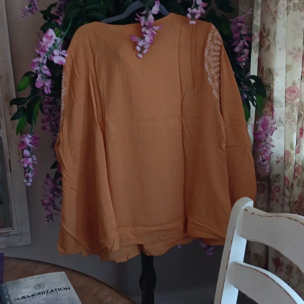 Savanna Jane Marigold Top - Picture 2 of 2